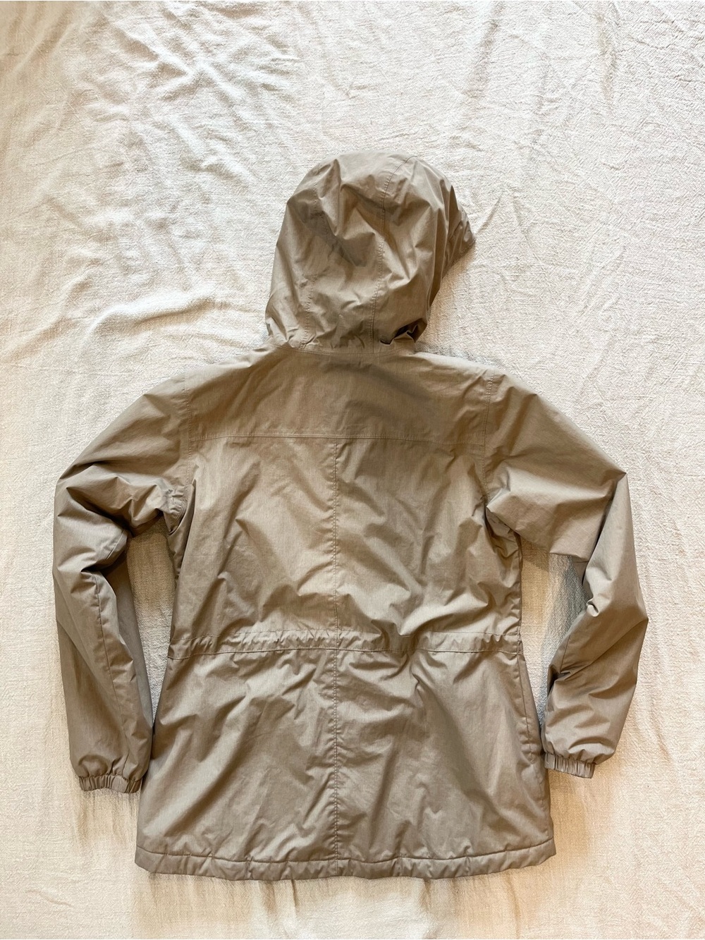 Columbia Lightweight Hooded Puffer Jacket - Picture 6 of 6